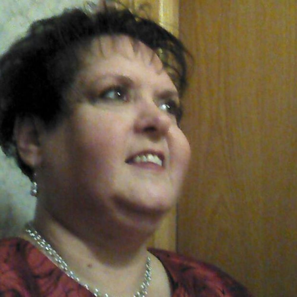 Meet your Posher, Brenda